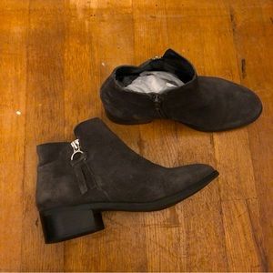 Steve Madden “Dacey” Suede Booties
